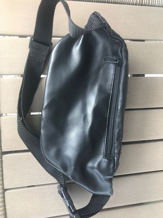 Кожено портмоне за кръста - ново