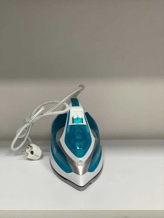 Variant A: Philips PH-233 dazamol (2600 Watt) — Yangi, kuchli bug'li