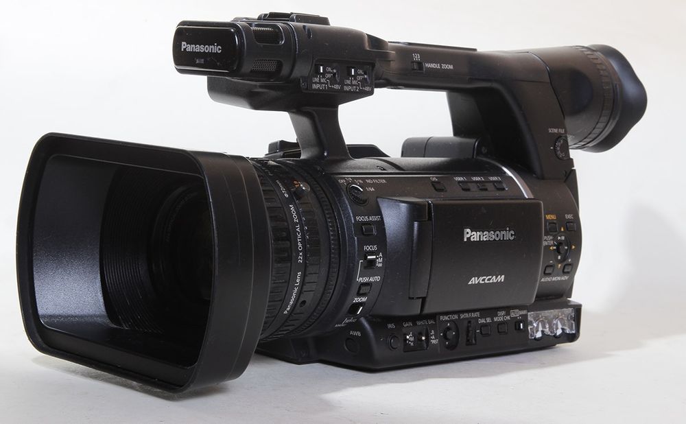 Видеокамера про Panasonic AG-AC160AEN