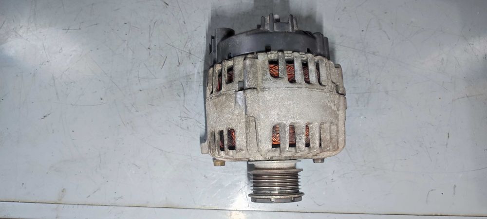 Alternator volkswagen vw passat b6 break CAY 1.6 tdi cod 03L903023B