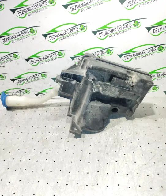 Vas lichid parbriz Seat Toledo 2016 1.6 TDI MT (105 hp)
