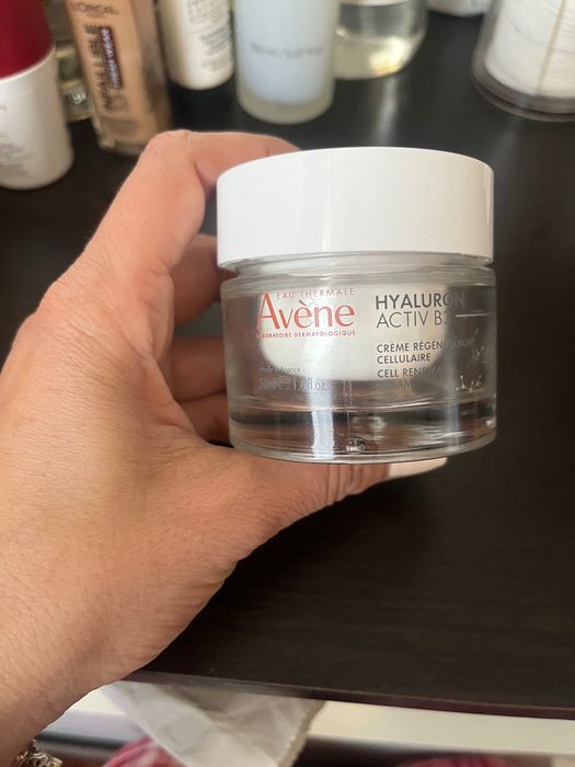 Нов Крем Avene B3 active