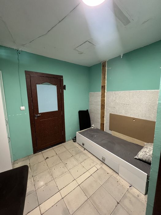 Продава магазин!