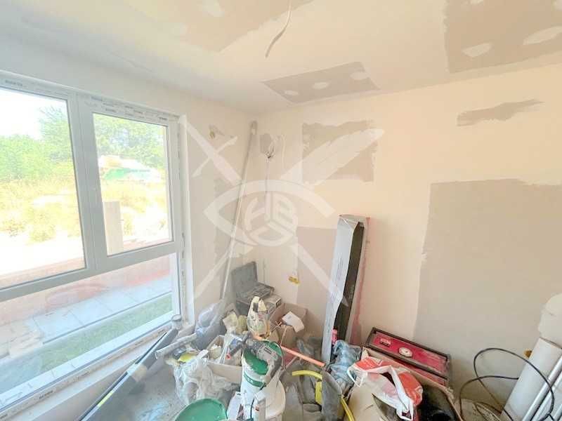 Продава се Двустаен апартамент в Созопол - 64 кв.м за 1043 €/кв.м - Снимка #1