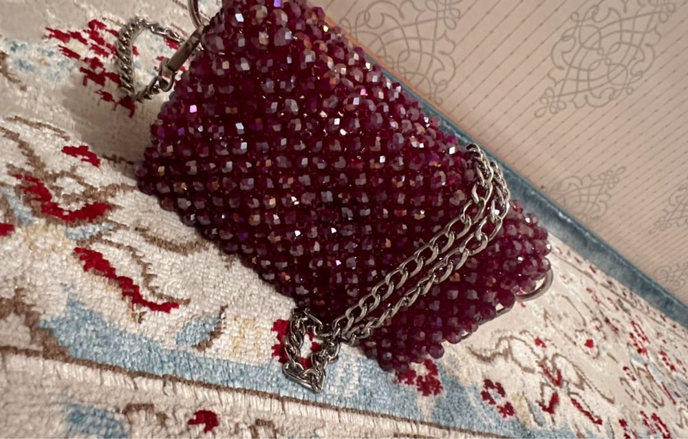 Сумочка из хрустальных бусин. Сумка. Клатч из бусин.