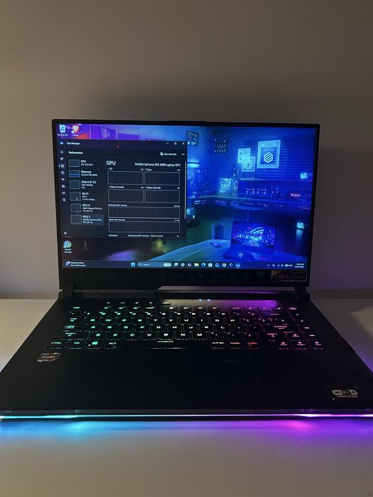 Vând Asus Rog G15