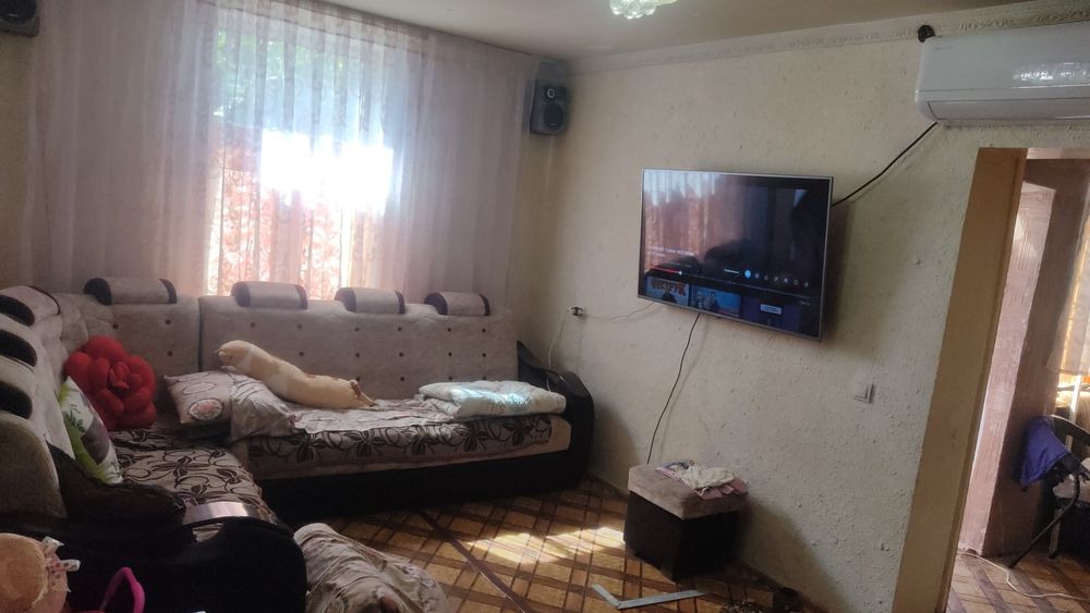 Дом в центре города 4 комнаты с мебелью и бытовой техникой