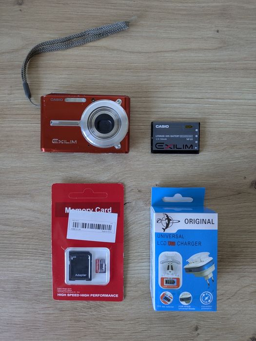 Casio EX S600 - РЕТРО СНИМКИ Дигитален Фотоапарат Стил Y2K (Year 2000)