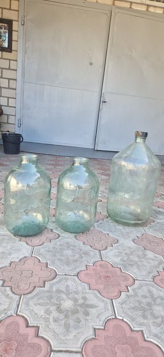 Продам стеклянные бутыли