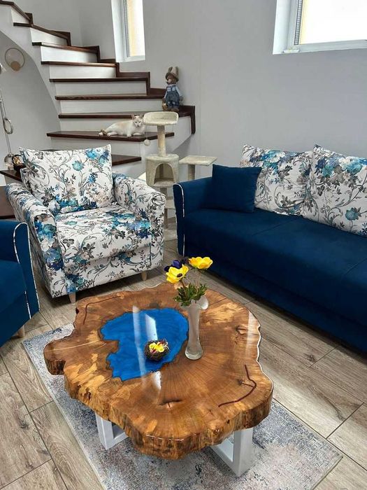 masa lemn masiv rasina epoxidica!!!