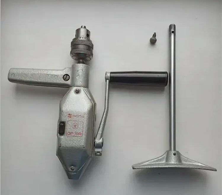 Дрель ручная (СССР)