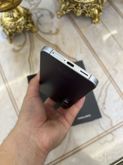Samsung Galaxy S25 FE