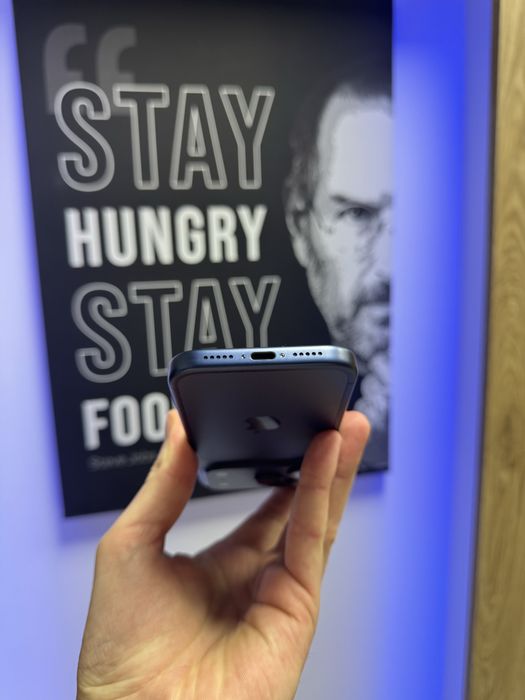 Apple iPhone 17 Pro, Deep Blue, 256 Gb, Foarte Bun