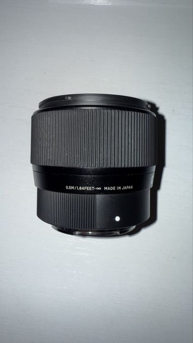 Объектив Sigma 56mm