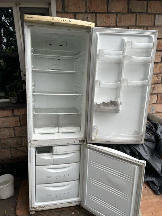 Продам холодилтник