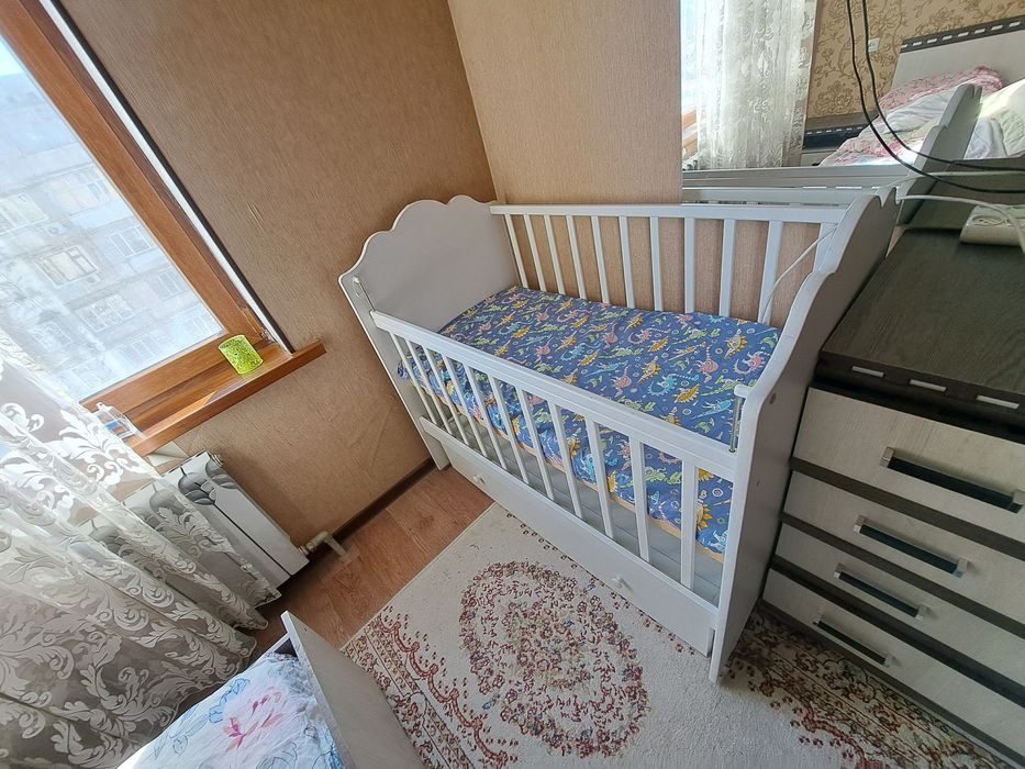 Детская кроватка