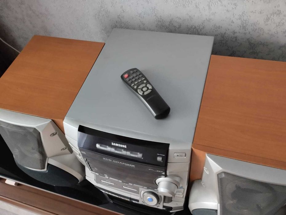 Музыкальный центр MAX-N72  Samsung