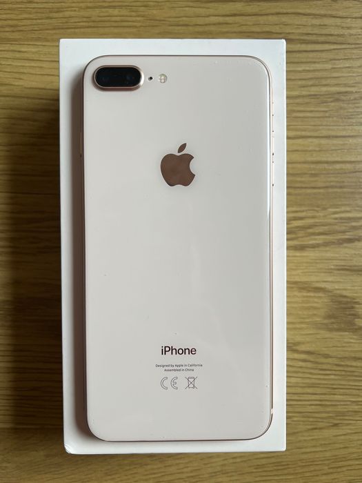 Много запазен iPhone 8 Plus 256GB Gold