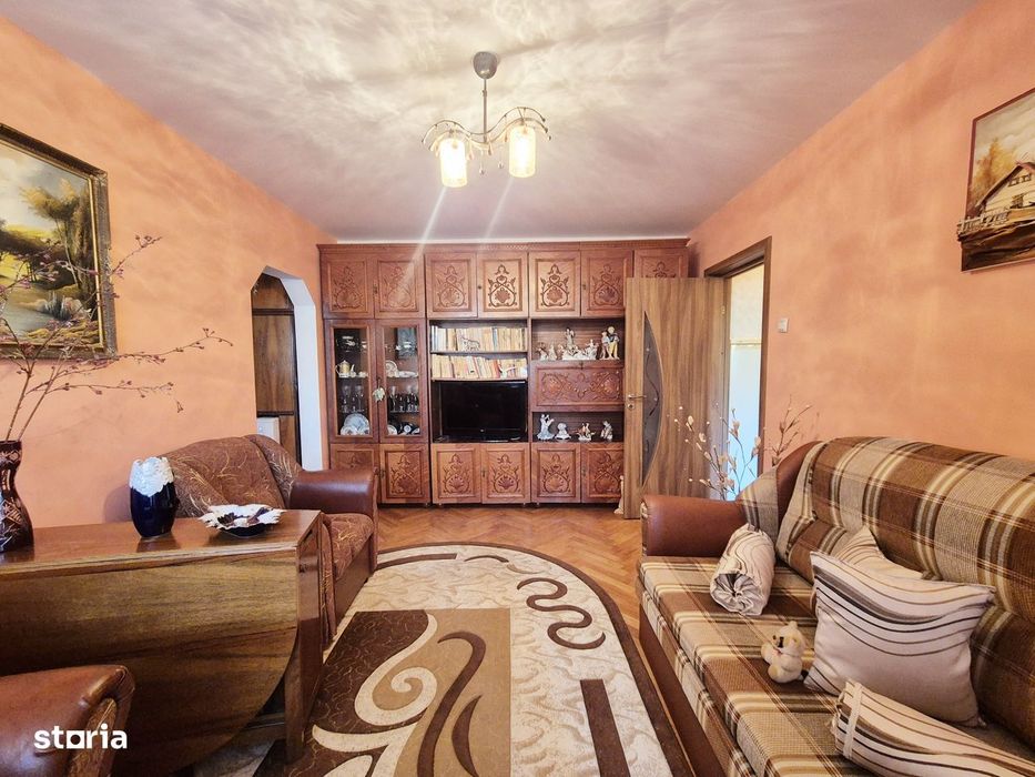 Apartament cu 2 camere, etaj 3, zona Darmanesti