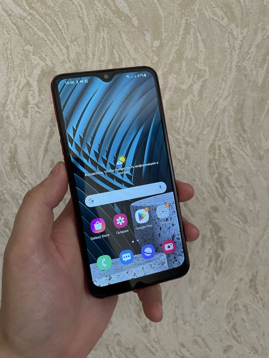 Продам Samsung A10s.