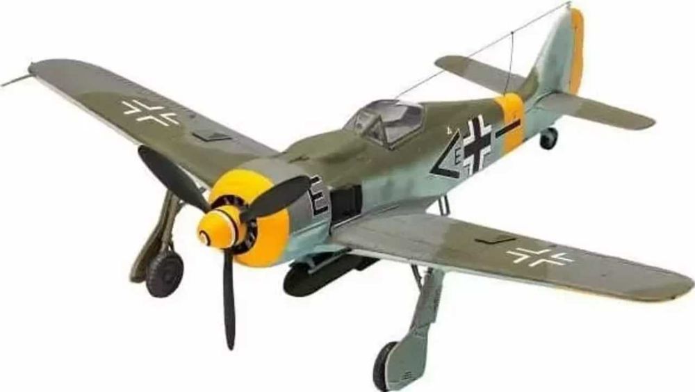 Сборная модель самолета Фокке-Вульф Fw 190 А8 (Italeri, 1/72)