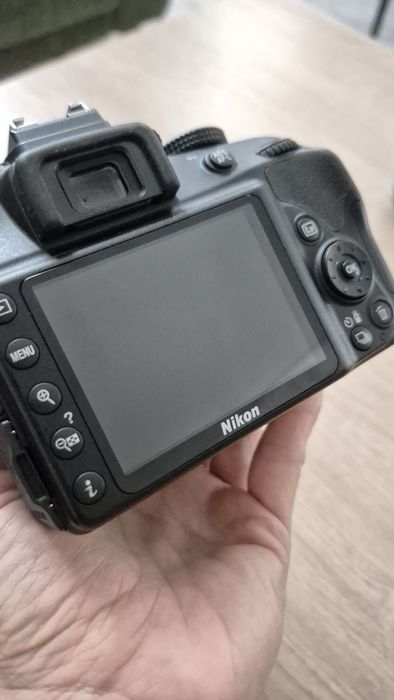 Фотоаппарат Nikon D3300 Б/У в идеальном состоянии.