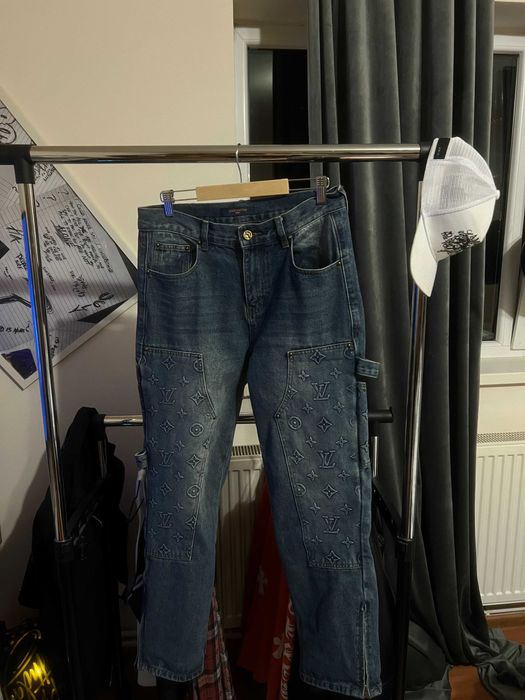 Vand Blugi Louis Vuitton Carpenter