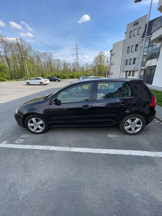 De vânzare Golf 5