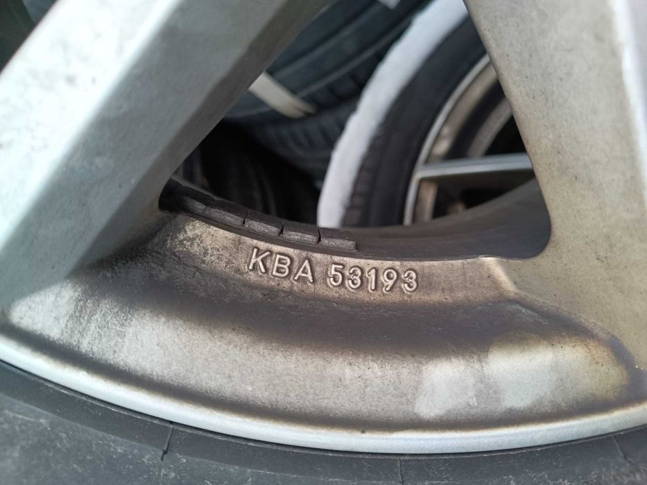 Jante Roti Skoda Superb Cauciucuri Iarna 215 60 16 5x112