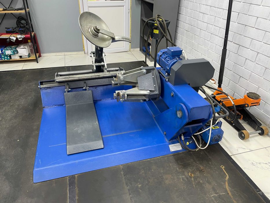 Продам шиномонтажное оборудование для грузового и легкового авто