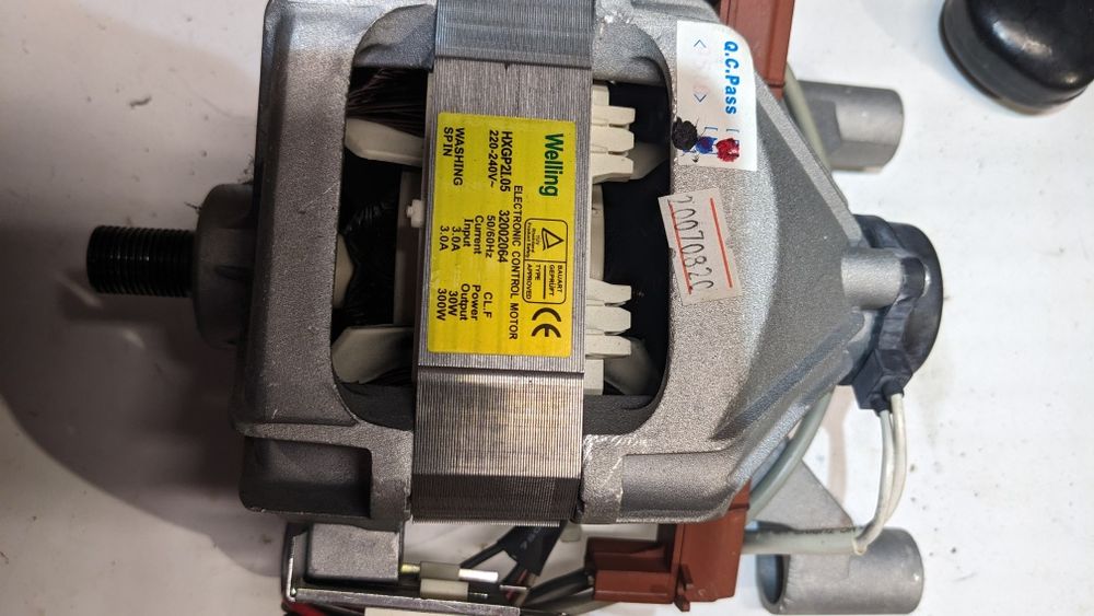 Двигател за пералня Аристон,Зануси,Уирпул