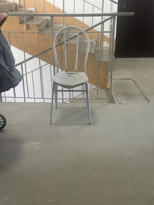 Продам срочноо  бу стул