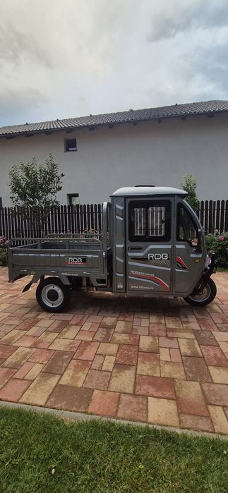 De vânzare  tuc-tuc