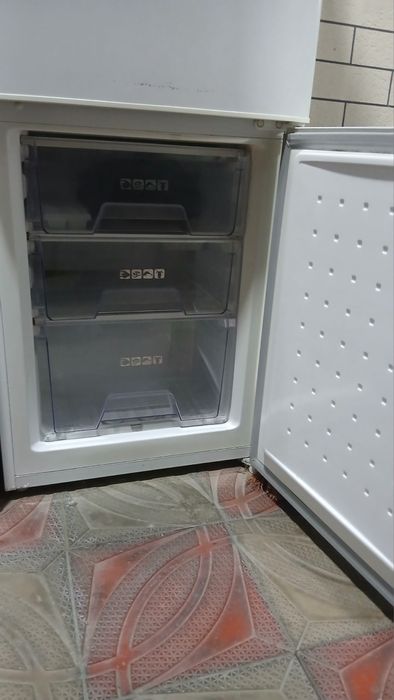 Холодилник Muzlatgich