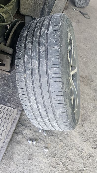 Set Anvelope 235/55 R18 vara
