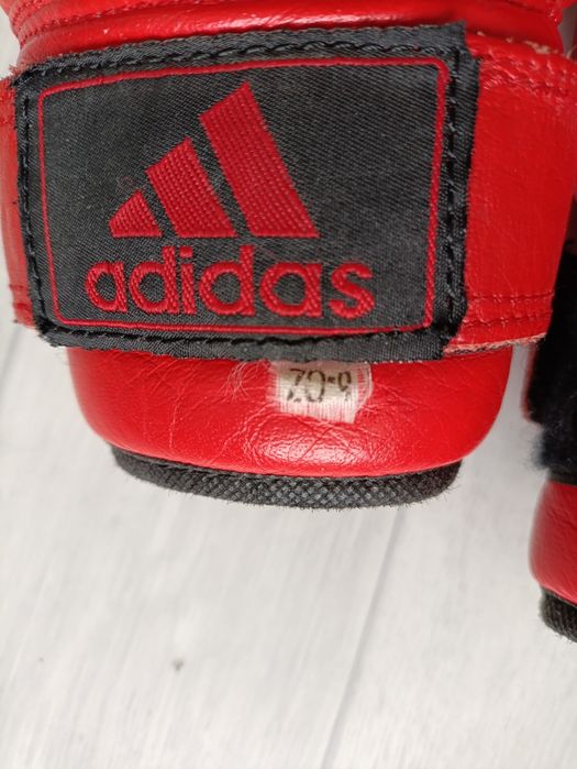 Продам боксерские перчатки