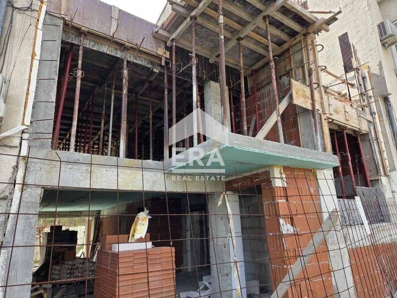 Тристаен апартамент в бутикова сграда в Благоевград