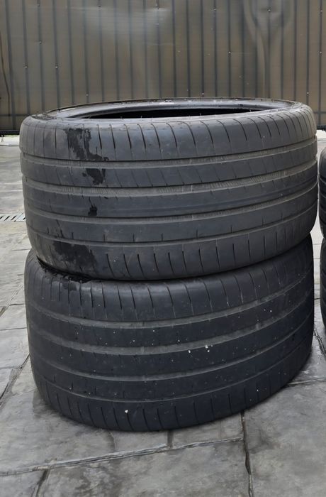 Două anvelope vara 305/30/21 ambele la 400 lei