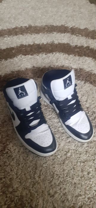 Jordan 1 mid  originali