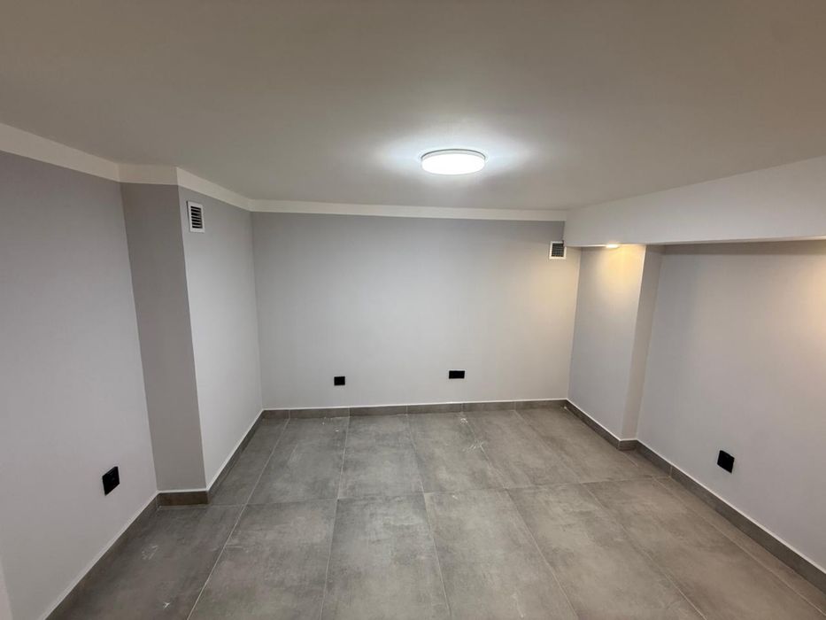 Сдам в аренду коммерческое помещение