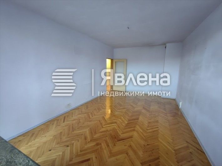 Продава се Тристаен апартамент в Благоевград, Еленово 2 - 84 кв.м за 1072 €/кв.м - Снимка #2