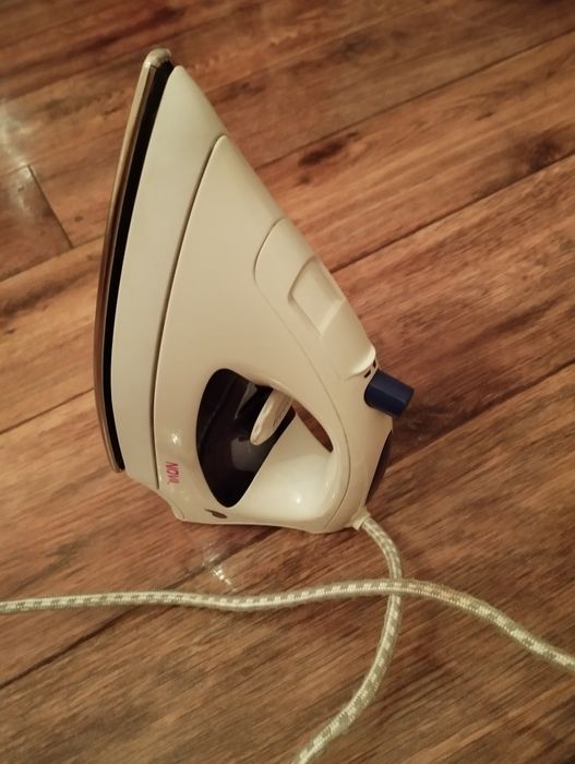 Электрический утюг