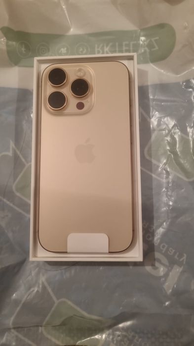 Продам айфон 16 про