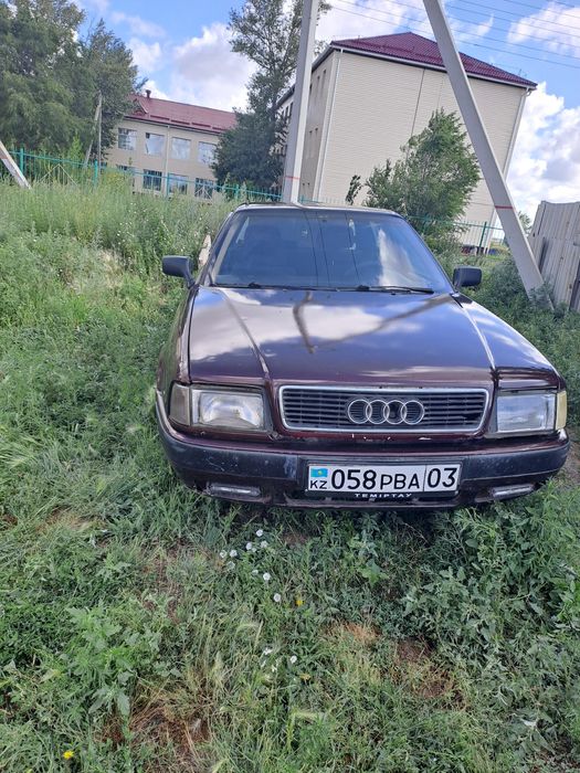 Продам машину Audi 80