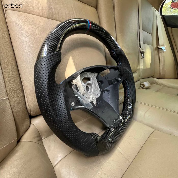 Карбонов волан за BMW e90