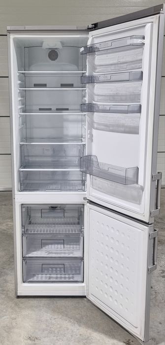 Combina frigorifica Arctic