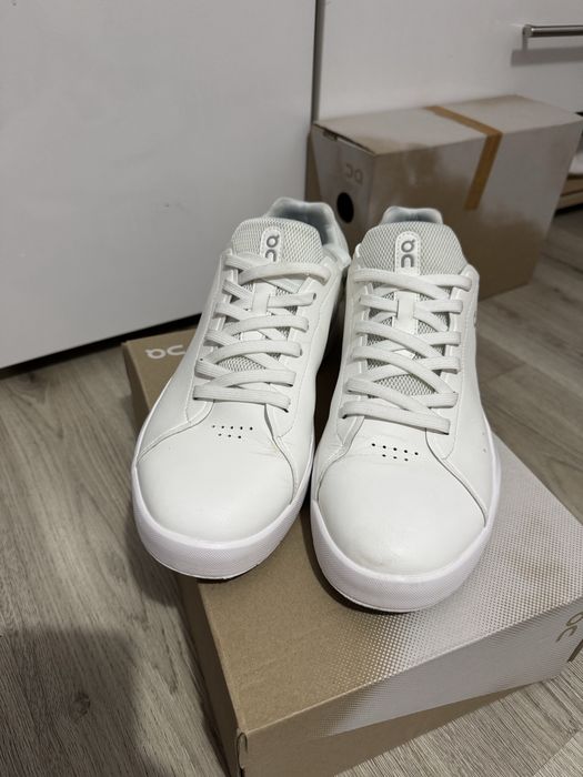 Маратонки ON running The Roger