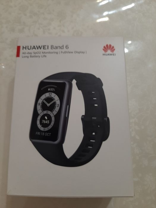 Фитнес-браслет Huawei Band 6
