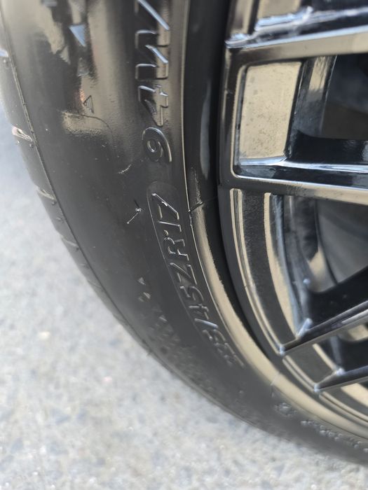 Срочно продам диски с резиной в комлекте