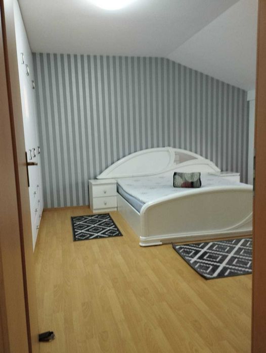 Apartament de inchiriat